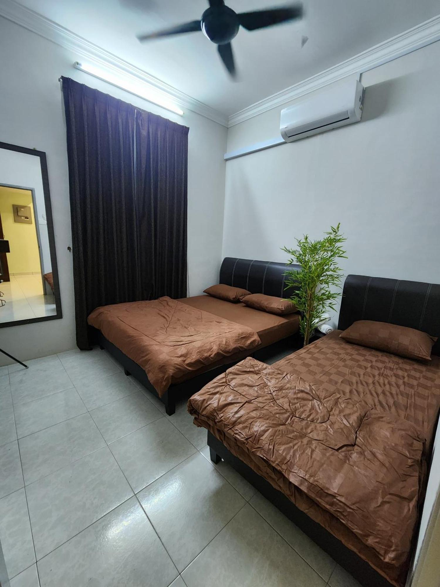 Galaxy Guest Home By Ipoh Maju Stay Экстерьер фото